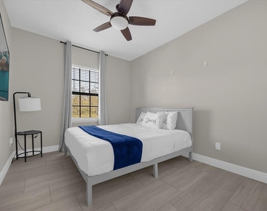 9657 Moss Rose Way - Photo Thumbnail 22