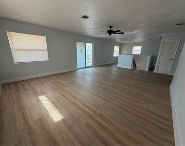 131 W Atwater Avenue - Photo Thumbnail 13