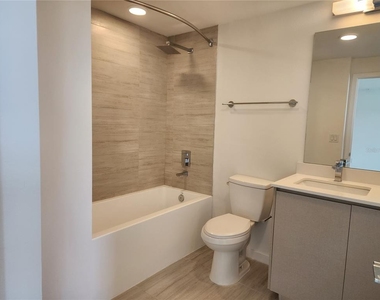 5579 Millenia Park Blvd - Photo Thumbnail 6