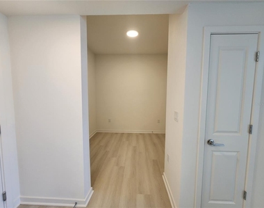5579 Millenia Park Blvd - Photo Thumbnail 2