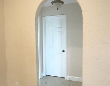1601 Silhouette Drive - Photo Thumbnail 23