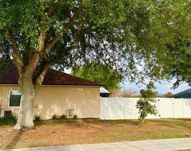 1601 Silhouette Drive - Photo Thumbnail 42
