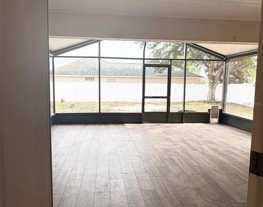 1601 Silhouette Drive - Photo Thumbnail 31