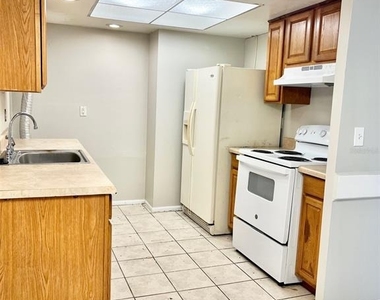 6065 Village Circle - Photo Thumbnail 8