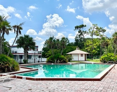 6065 Village Circle - Photo Thumbnail 23