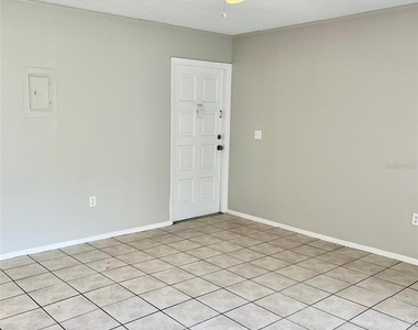 6065 Village Circle - Photo Thumbnail 3