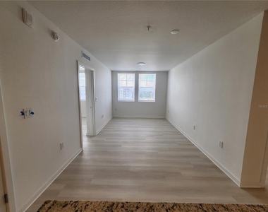 5579 Millenia Park Blvd - Photo Thumbnail 6