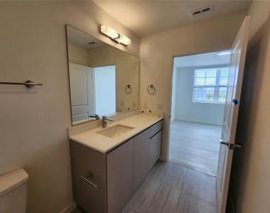 5579 Millenia Park Blvd - Photo Thumbnail 12