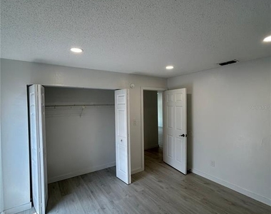 2955 Se 53rd Court - Photo Thumbnail 11