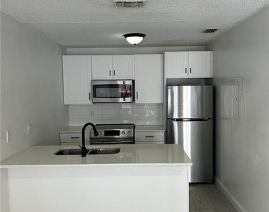 2955 Se 53rd Court - Photo Thumbnail 12
