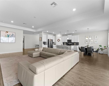 2926 Wordsmith Road - Photo Thumbnail 17