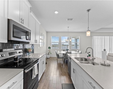 2926 Wordsmith Road - Photo Thumbnail 20