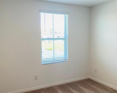 1621 Pelican Drive - Photo Thumbnail 14