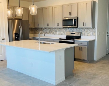 1621 Pelican Drive - Photo Thumbnail 2