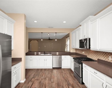 8119 Laughing Gull Street - Photo Thumbnail 12