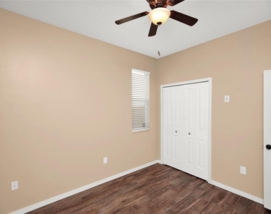 8119 Laughing Gull Street - Photo Thumbnail 30