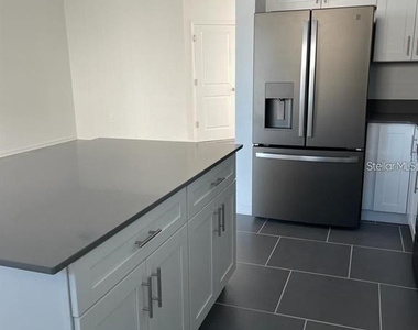 7605 Danube Road - Photo Thumbnail 7