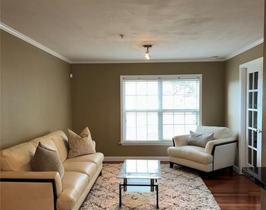 2053 Dixie Belle Drive - Photo Thumbnail 5