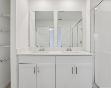 16350 Bird Of Paradise Avenue - Photo Thumbnail 17