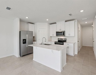 16350 Bird Of Paradise Avenue - Photo Thumbnail 4