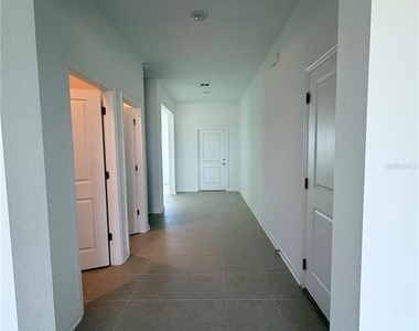 7436 Capstone Drive - Photo Thumbnail 8