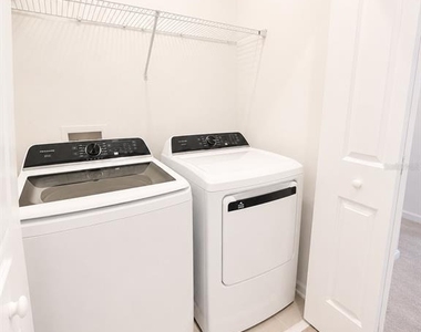 6057 Zen Way - Photo Thumbnail 15