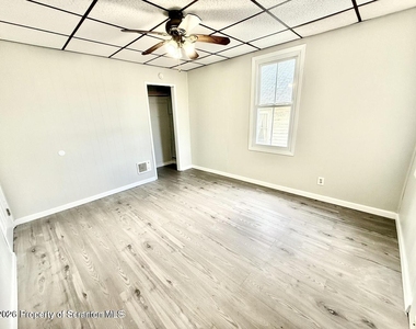 330 N Sumner Avenue - Photo Thumbnail 11