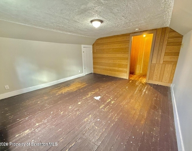 330 N Sumner Avenue - Photo Thumbnail 13