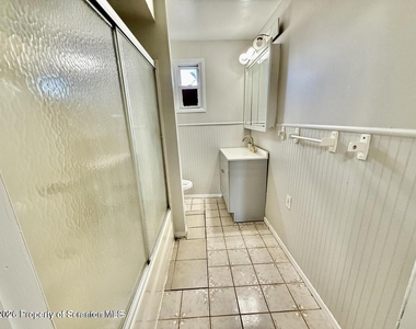 330 N Sumner Avenue - Photo Thumbnail 9