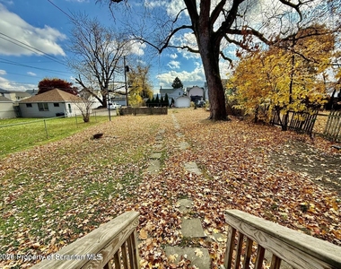 330 N Sumner Avenue - Photo Thumbnail 14