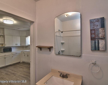1418 Capouse (bottom Floor) Avenue - Photo Thumbnail 21