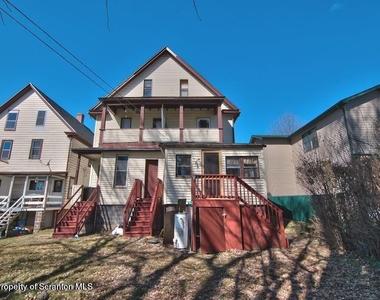 1418 Capouse (bottom Floor) Avenue - Photo Thumbnail 3