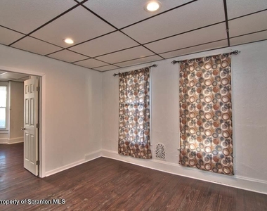 1418 Capouse (bottom Floor) Avenue - Photo Thumbnail 7