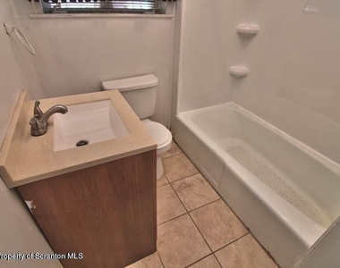 1418 Capouse (bottom Floor) Avenue - Photo Thumbnail 31