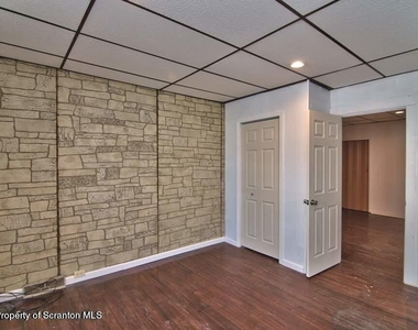 1418 Capouse (bottom Floor) Avenue - Photo Thumbnail 27