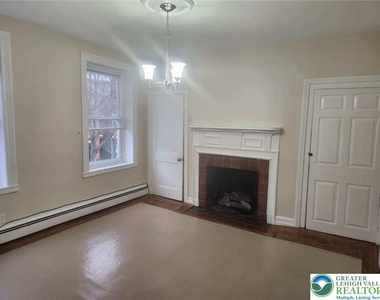 27 N 2nd - Photo Thumbnail 6