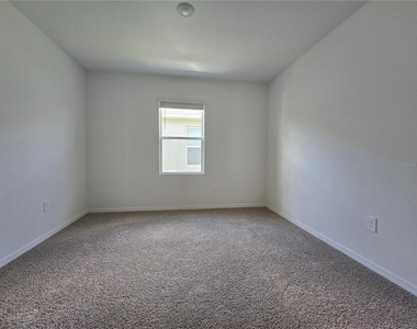 231 Taylor Groves Street - Photo Thumbnail 11