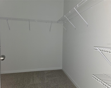 231 Taylor Groves Street - Photo Thumbnail 15