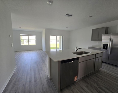 231 Taylor Groves Street - Photo Thumbnail 3