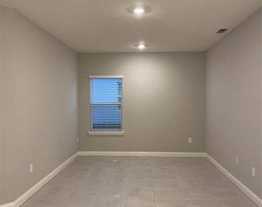 6783 Treymont Drive - Photo Thumbnail 11