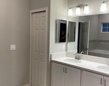 6783 Treymont Drive - Photo Thumbnail 35