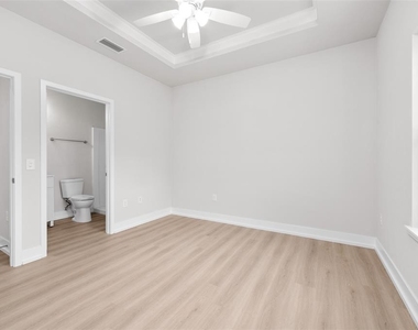 8572 Nw 39th Circle - Photo Thumbnail 10