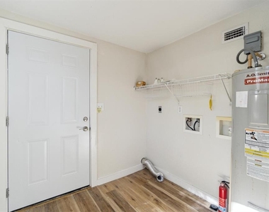 2114 Nw 7th Terrace - Photo Thumbnail 32