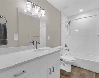 706 Stanley Avenue - Photo Thumbnail 17