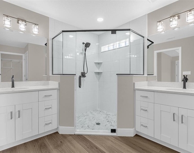 706 Stanley Avenue - Photo Thumbnail 30