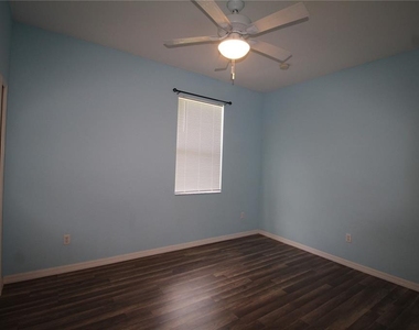 3724 Eagle Pass Street - Photo Thumbnail 12