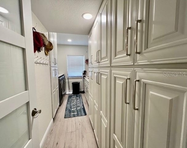 3280 Southshore Drive - Photo Thumbnail 59