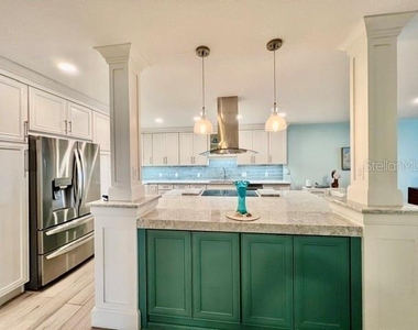 3280 Southshore Drive - Photo Thumbnail 14