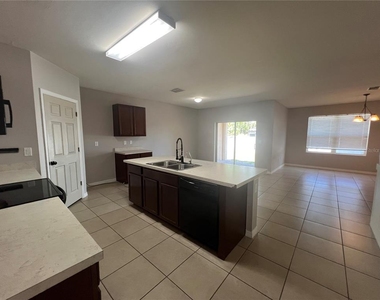3287 Trentwood Lane - Photo Thumbnail 10