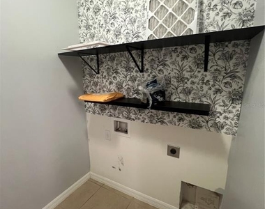 3287 Trentwood Lane - Photo Thumbnail 21